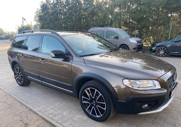 Volvo XC 70 cena 81500 przebieg: 285000, rok produkcji 2016 z Drezdenko małe 92